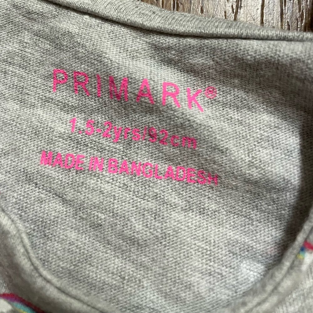 Two Tank Tops - Picture 4 of 5